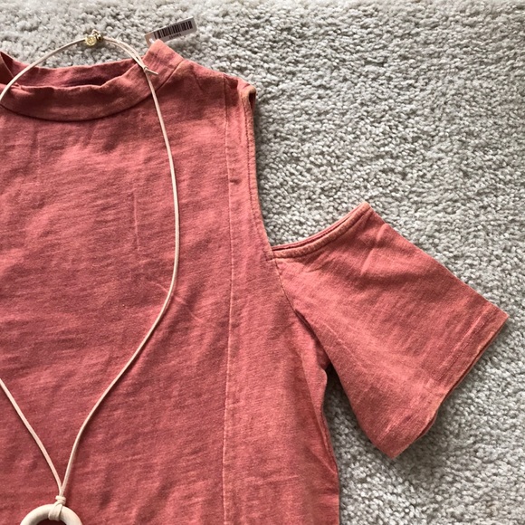 Coral Color Cold Shoulder Top - Picture 5 of 8
